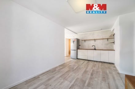 Prodej bytu 3+kk 73 m², Skořice