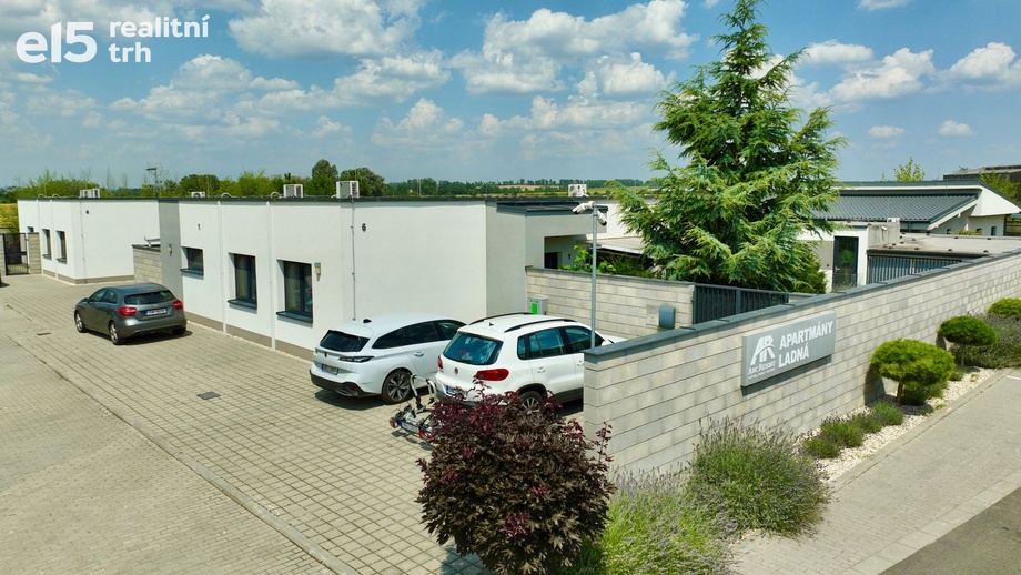 Prodej nemovitosti pro ubytování 365 m², Ladná