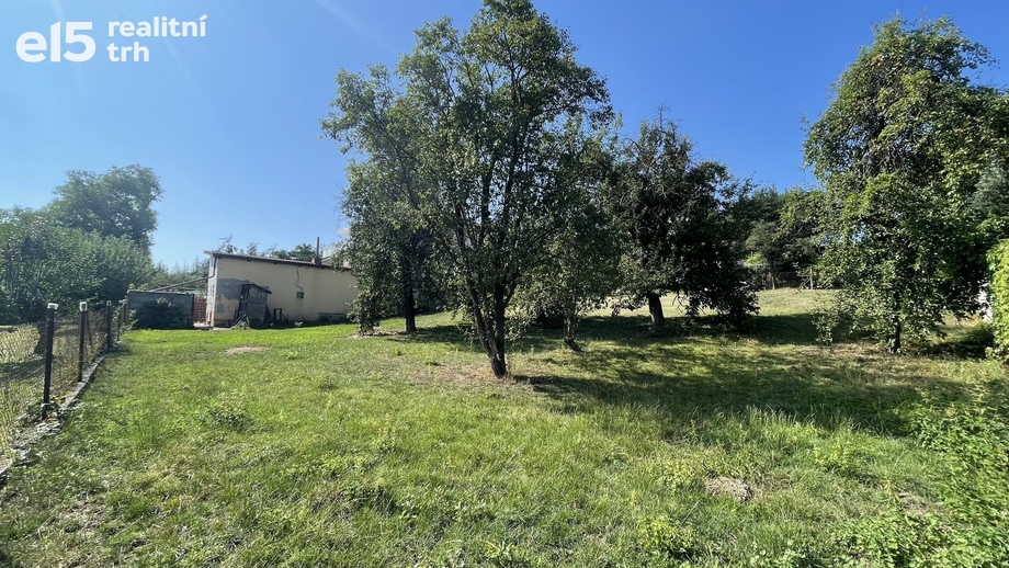 Prodej stavebního pozemku 813 m², Týnec nad Sázavou - Podělusy