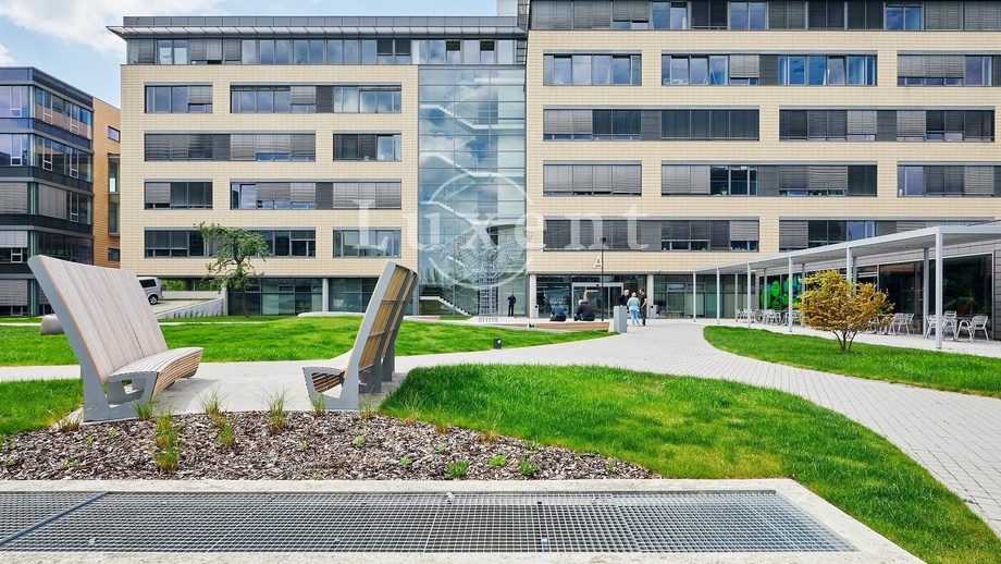 Pronájem kanceláře, 516 m² - Praha 5