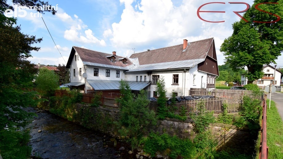 Prodej rodinné domy, 900 m² - Dolní Lánov