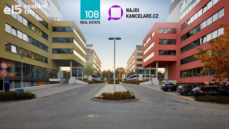 Pronájem kanceláře, 725 m² - Brno