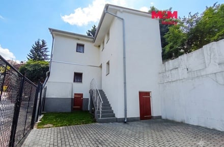 Pronájem rodinného domu 63 m², Pchery