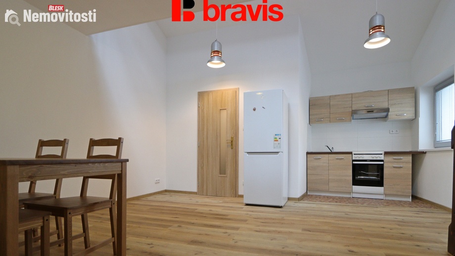 Pronájem bytu 2+kk 65 m², Popůvky