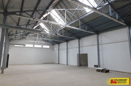 Pronájem obchodního prostoru 400 m², Znojmo