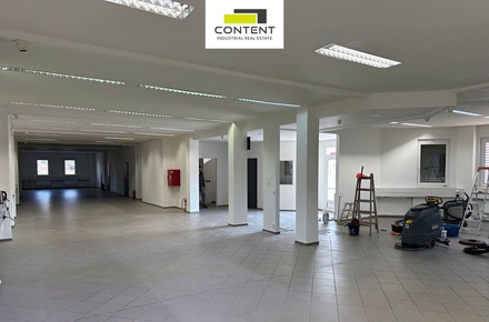 Pronájem obchodního prostoru 449 m², Nupaky