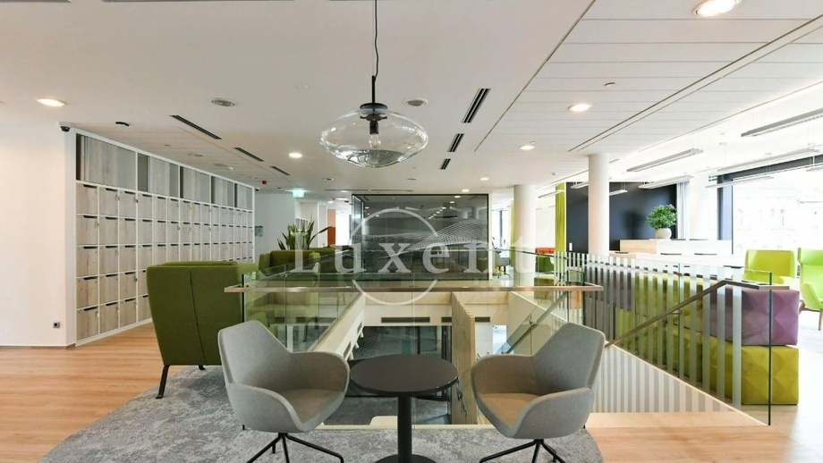 Pronájem kanceláře, 290 m² - Praha 5