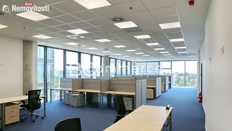 Pronájem kanceláře 700 m², Brno - Starý Lískovec