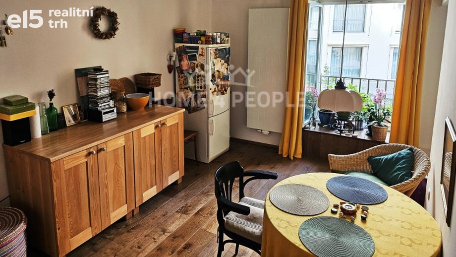 Prodej byty 2+1, 64 m² - Praha - Staré Město