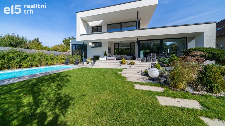 Prodej vila, 250 m² - Říčany - Strašín