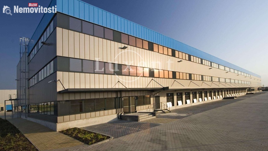 Pronájem skladu 3 676 m², Chrášťany
