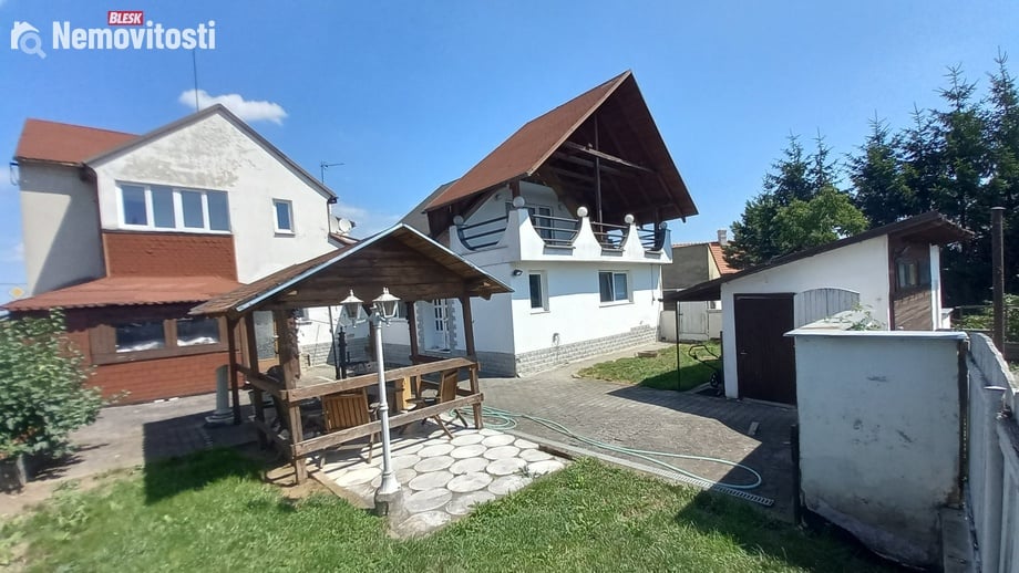 Prodej rodinného domu 220 m², Sebranice