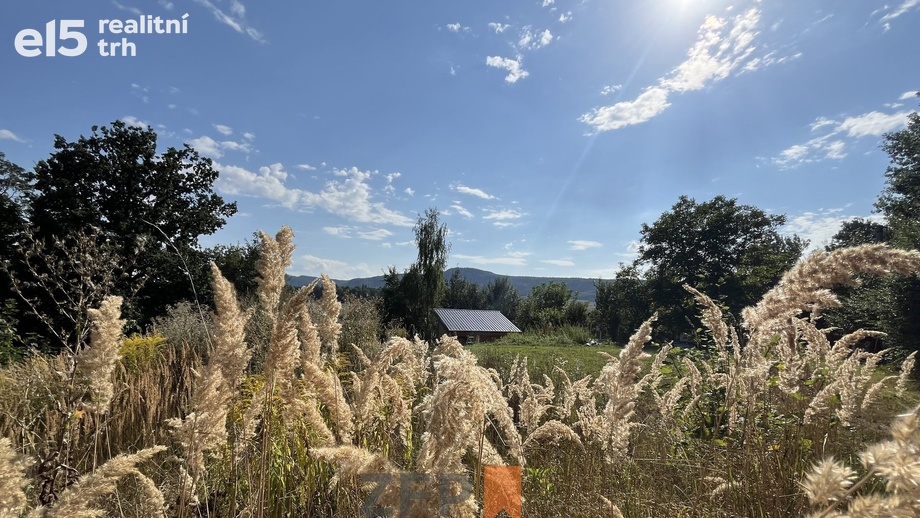 Prodej pozemky pro bydlení, 975 m² - Luková - Květná