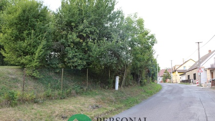 Prodej stavebního pozemku 1 064 m², Lhota