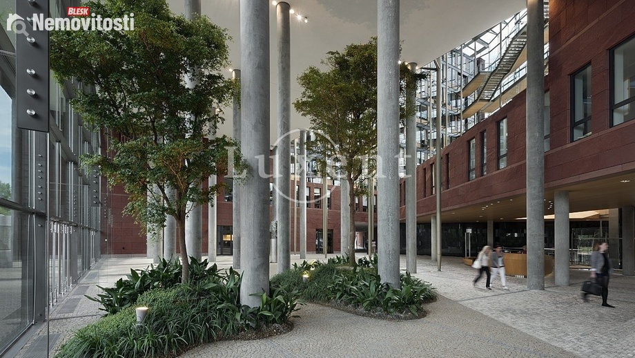 Pronájem kanceláře 1 122 m², Praha 8