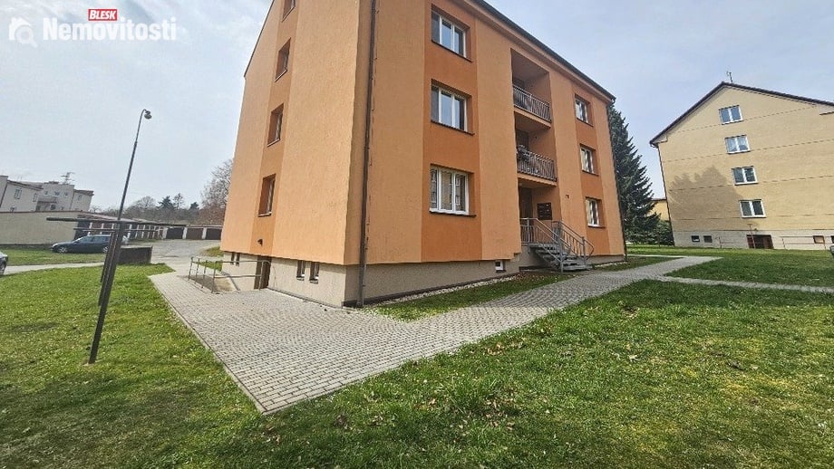 Prodej bytu 3+1 73 m², Pacov