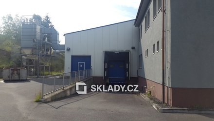 Pronájem skladu 2 700 m², Višňová