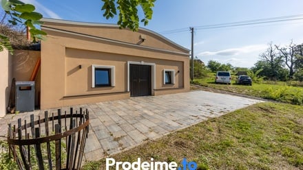 Prodej vinného sklepa 182 m², Dyjákovice