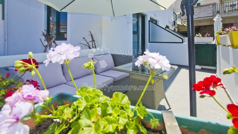 Prodej byty 1+kk, 42 m² - Hvar