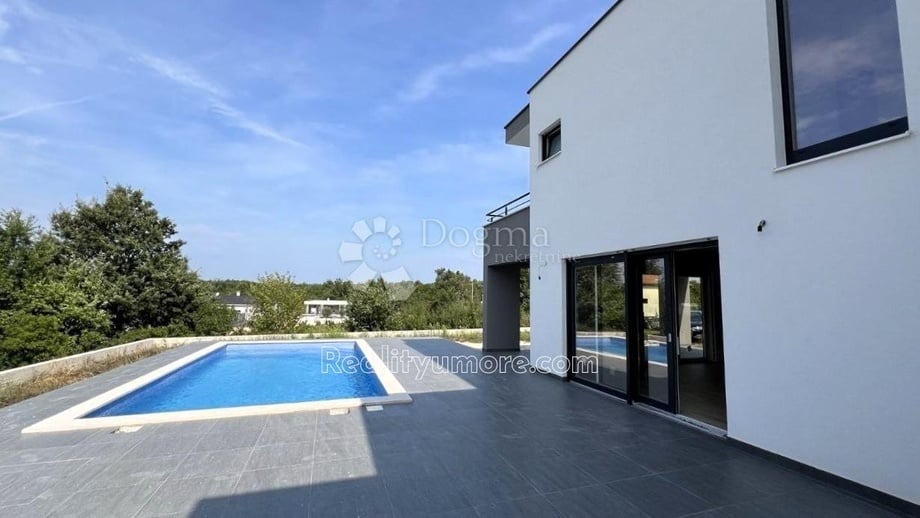 Prodej rodinné domy, 220 m² - Labin