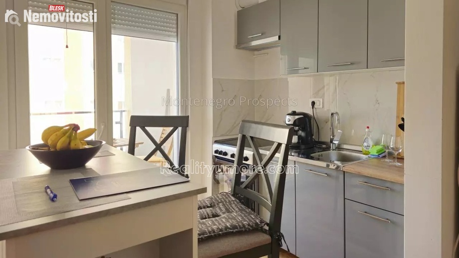 Prodej bytu 2+kk 37 m², Bečići, Černá Hora