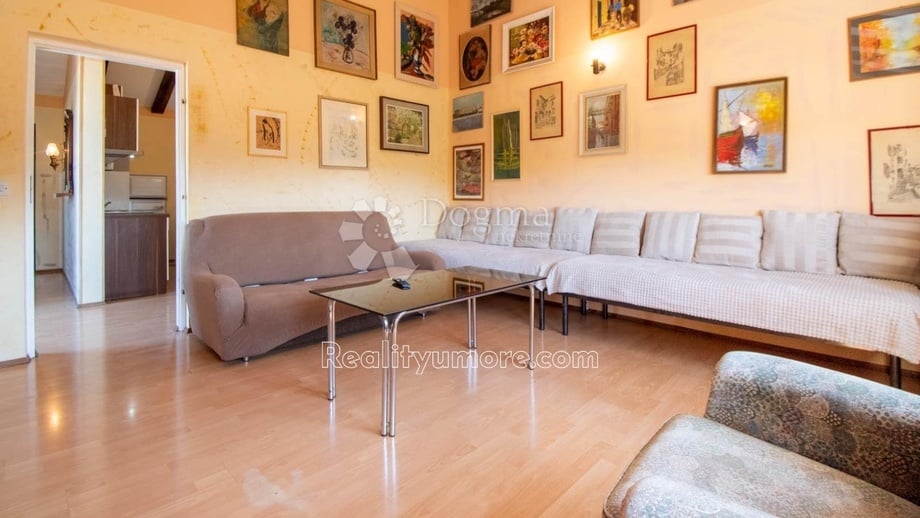 Prodej byty 3+1, 130 m² - Pula