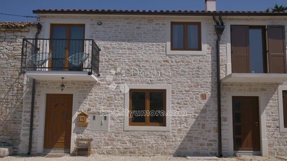 Prodej rodinné domy, 80 m² - Peroj