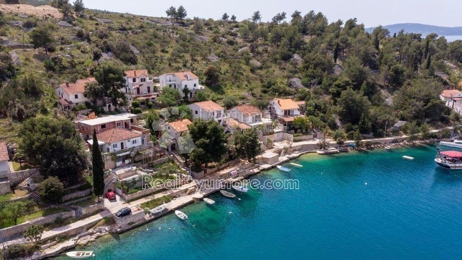 Prodej rodinné domy, 76 m² - Bobovišća