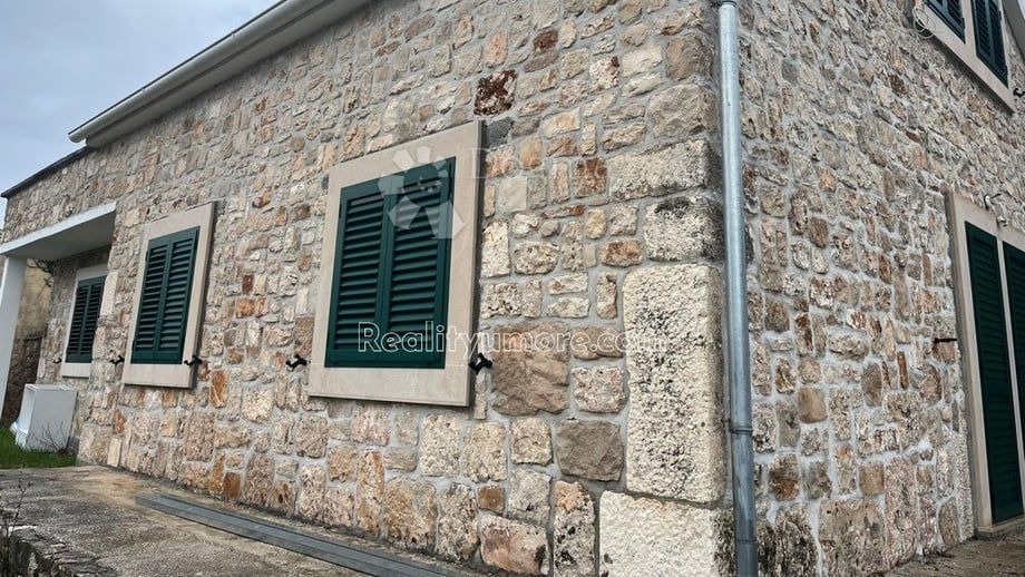 Prodej rodinné domy, 200 m² - Brač