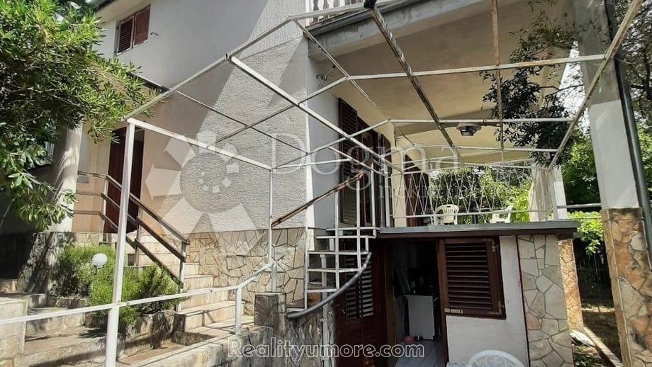 Prodej byty 4+1, 82 m² - Maslenica