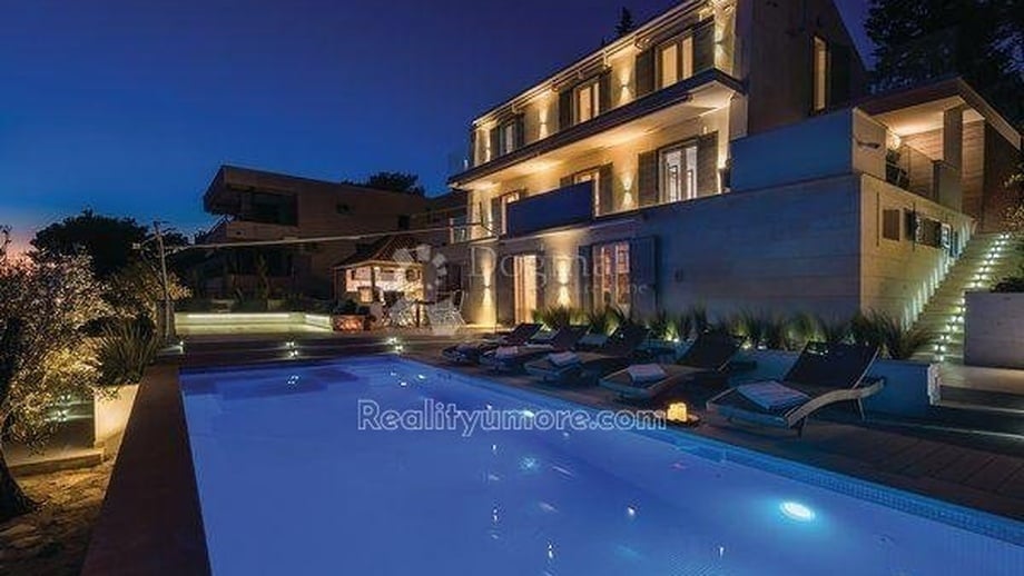 Prodej vila, 150 m² - Milna