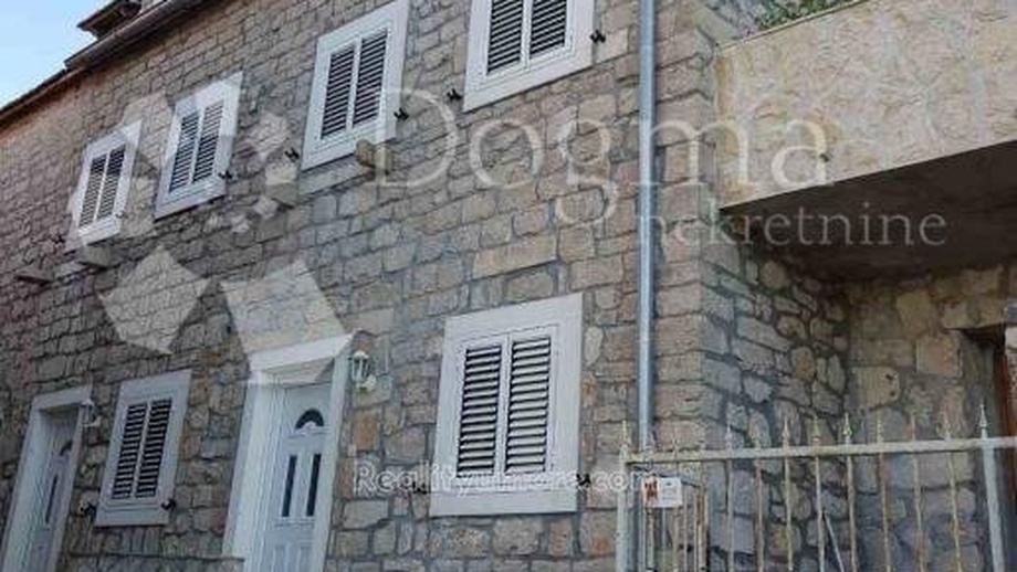Prodej rodinné domy, 75 m² - Zlarin