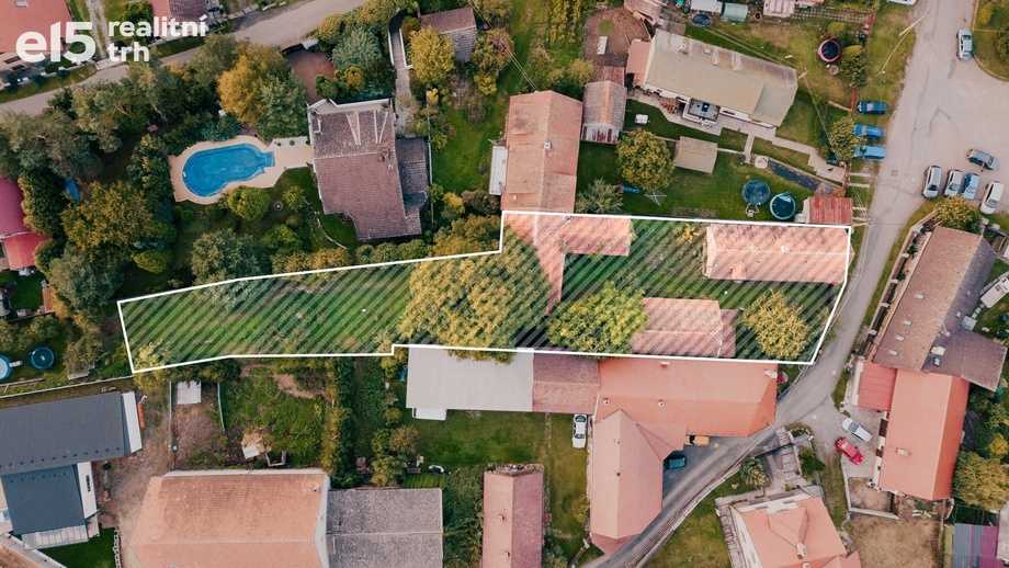 Prodej zemědělské usedlosti 300 m², Lešany - Břežany