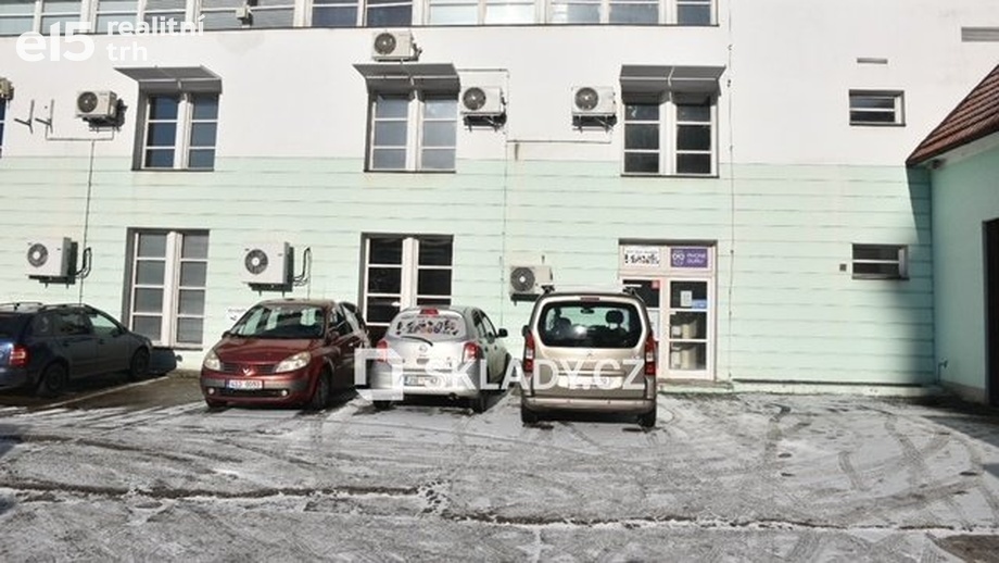 Pronájem kanceláře, 132 m² - Praha 9