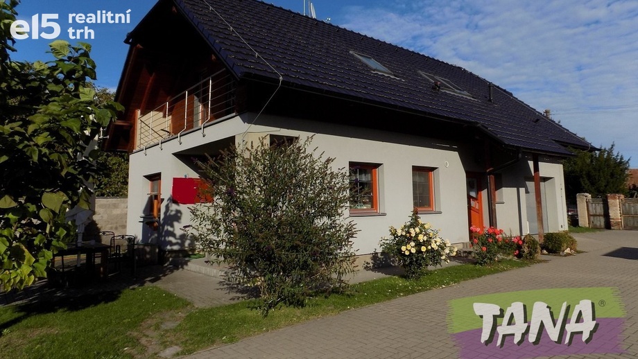 Prodej rodinné domy, 162 m² - Kovanice - Chvalovice