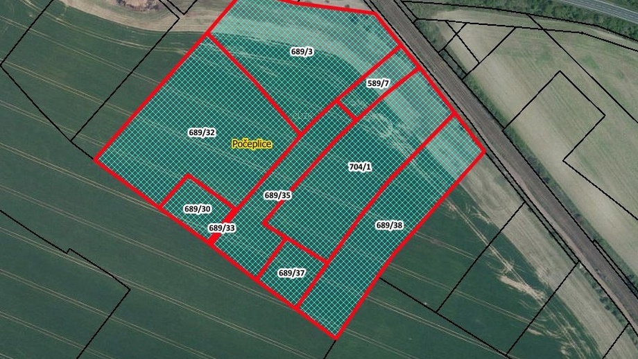 Prodej pole 31 537 m², Štětí - Počeplice