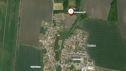 Prodej pole 7 581 m², Vestec
