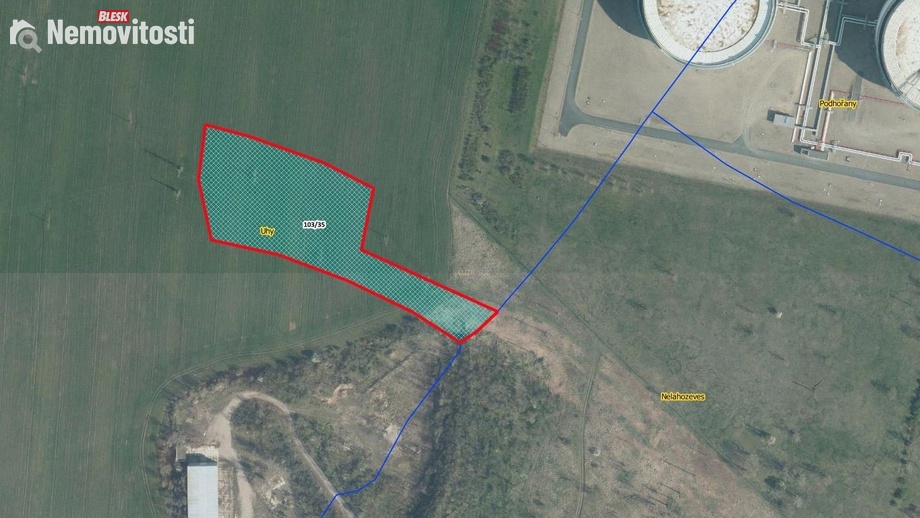 Prodej pole 10 095 m², Uhy