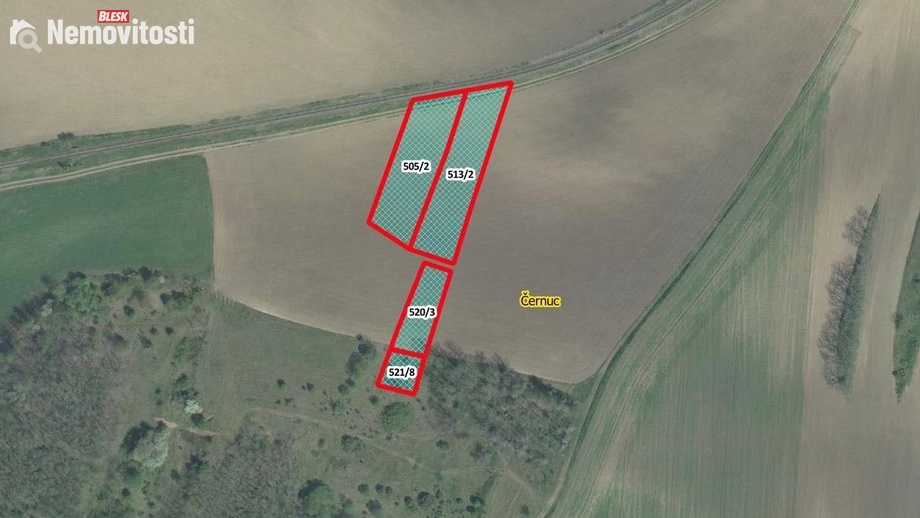 Prodej pole 4 292 m², Černuc