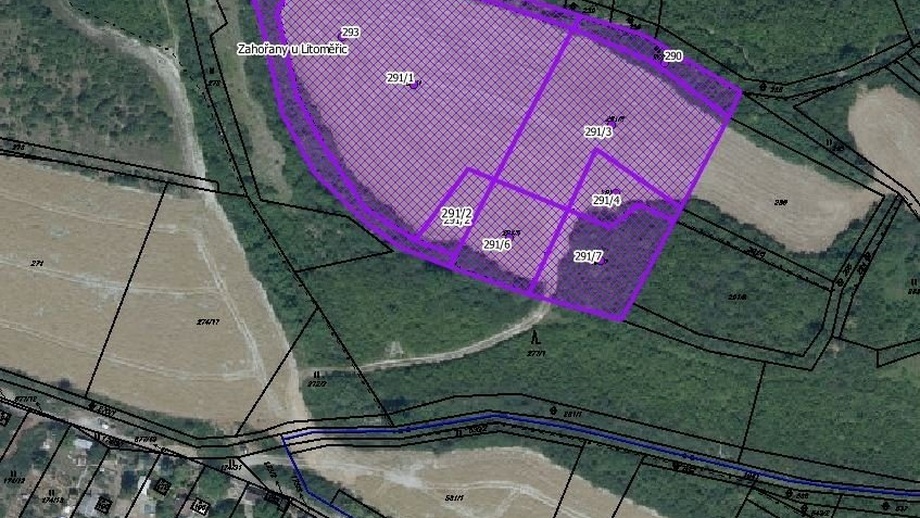 Prodej pole 4 101 m², Křešice - Zahořany