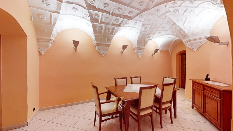 Pronájem atypické byty, 360 m² - Olomouc