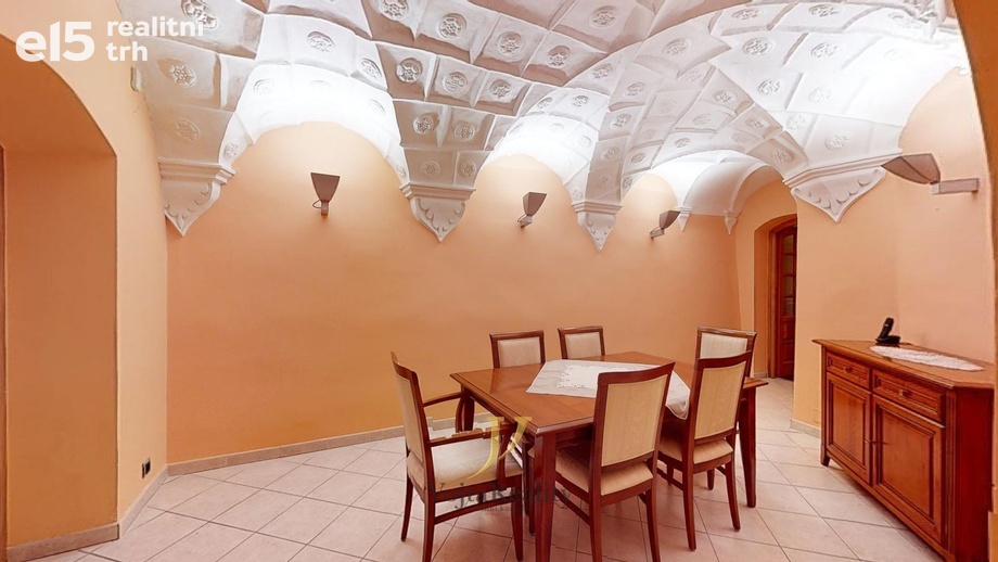 Pronájem atypické byty, 360 m² - Olomouc