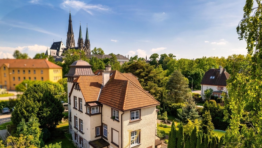 Prodej vila, 497 m² - Olomouc - Lazce