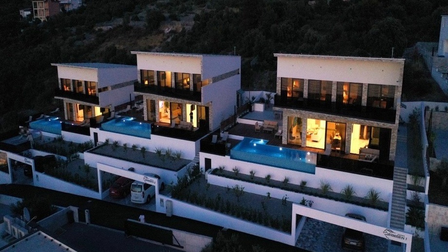 Prodej vila, 270 m² - Rogoznica