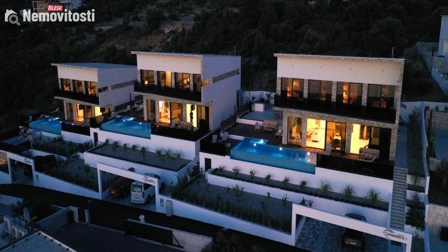 Prodej vily 270 m², Rogoznica, Chorvatsko