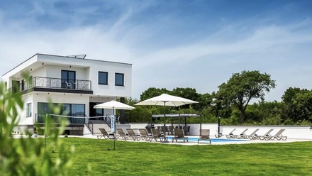 Prodej vily 570 m², Pula, Chorvatsko