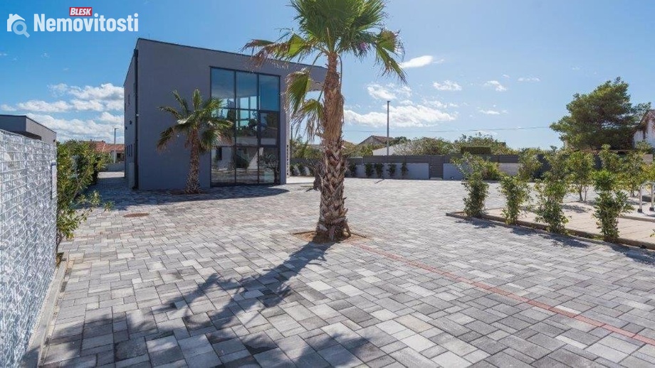 Prodej nemovitosti pro ubytování 1 000 m², Zadar, Chorvatsko