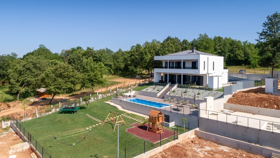 Prodej vila, 243 m² - Labin