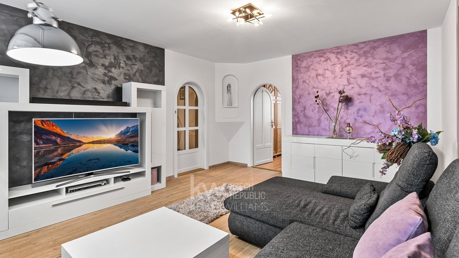 Prodej bytu 4+1 92 m², Liberec XXIII-Doubí