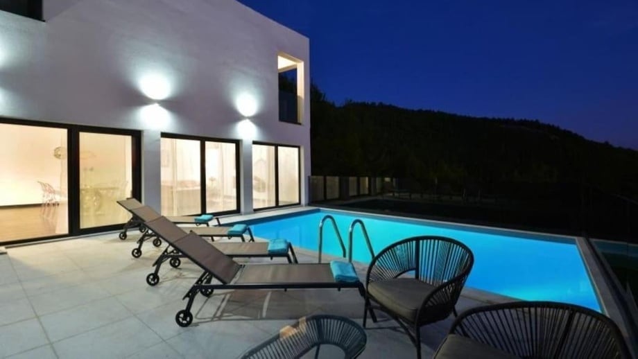 Prodej vila, 250 m² - Split